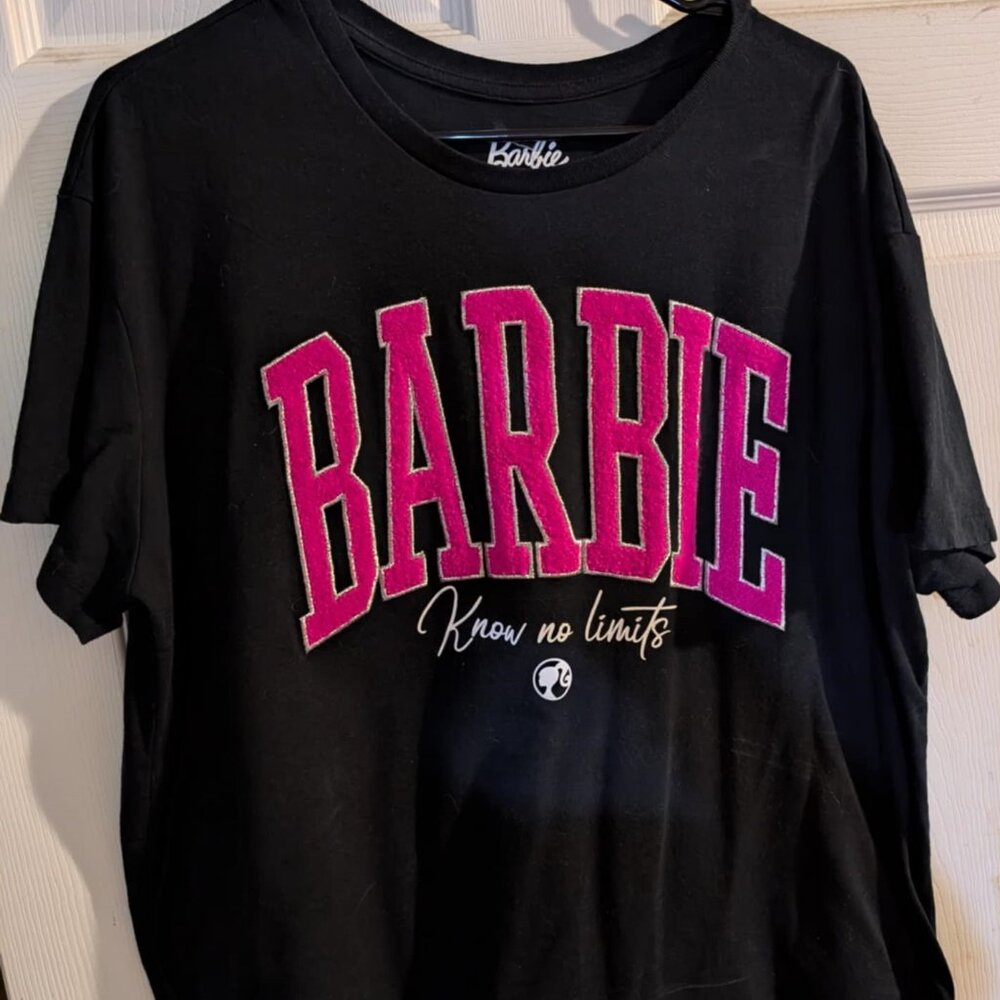 Barbie T-Shirt, Black w/ Pink Felt letters & "Know No Limits", XXL, Short Sleeve